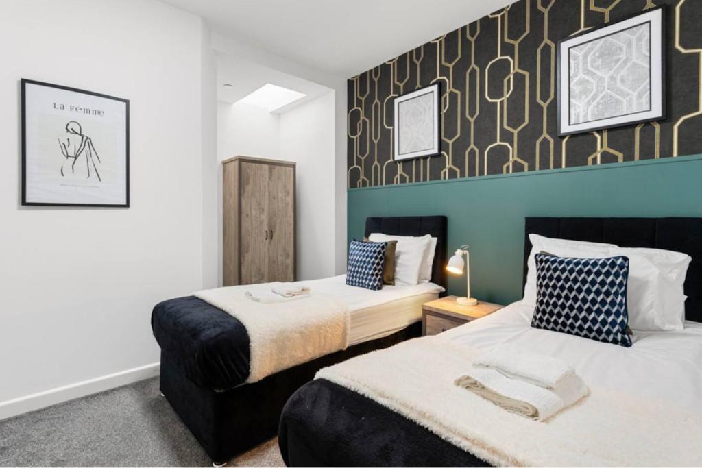 Modern Spacious Three Bedrooms With Private Garden Cardiff Exterior photo